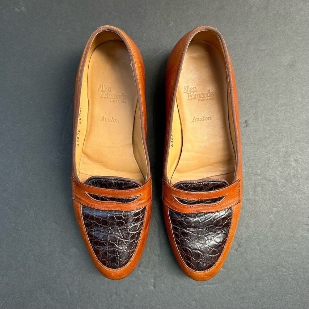 Allen Edmunds Avalon Two-Tone Loafers, Brown Leather w/ Embossed Croc, Size 6.5 - Picture 2 of 16